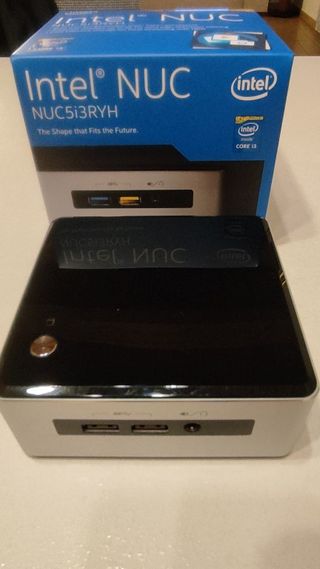 Intel NUC5i3RYH Mini PC