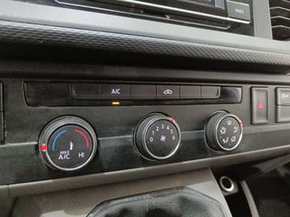 Volkswagen Transporter 2.0 TDI L1H1