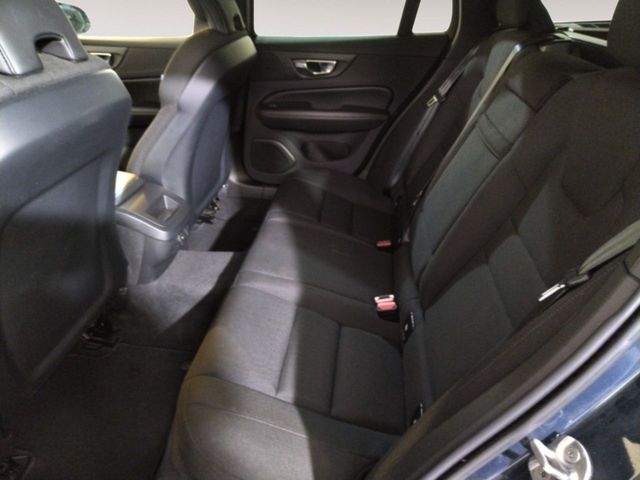 Volvo V60 Momentum