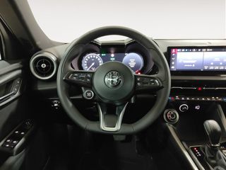 Alfa Romeo Tonale Super