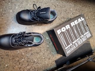 Zapatos seguridad KINGSMANN negros