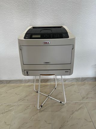 Impresora OKI C824 láser 