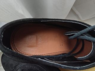 Botines ante mujer