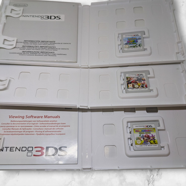 3x Gioco Nintendo 3DS: Pokemon, Mario, Smash Bros
