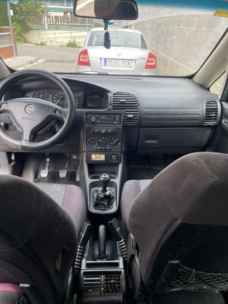 Opel Zafira 2001