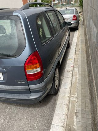 Opel Zafira 2001