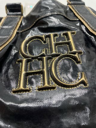 Bolso Carolina Herrera negro y dorado