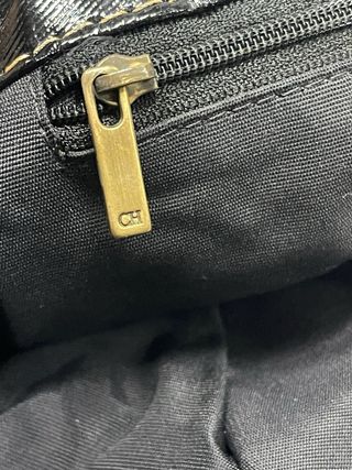 Bolso Carolina Herrera negro y dorado