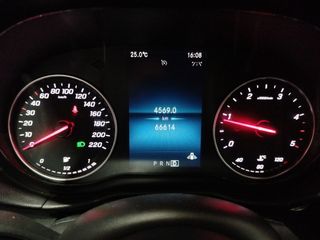 Mercedes Clase T 180 d