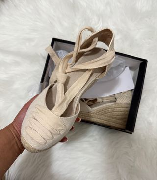 Alpargatas cuña beige