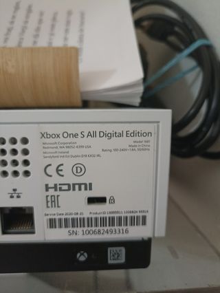 Xbox One S blanca - 2 mandos