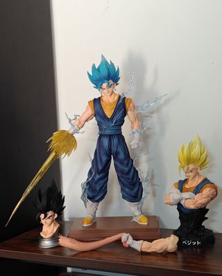Figure Vegetto Super Saiyan 32cm