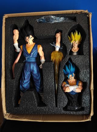 Figure Vegetto Super Saiyan 32cm