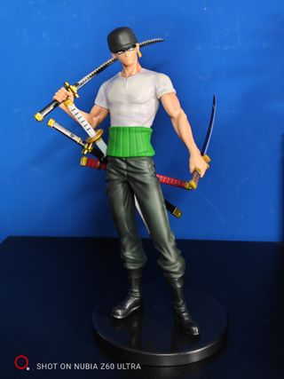 Action Figure Roronoa Zoro One Piece