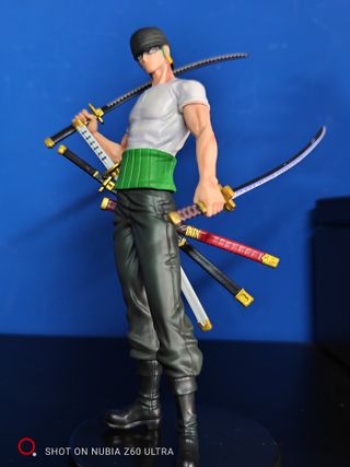 Action Figure Roronoa Zoro One Piece