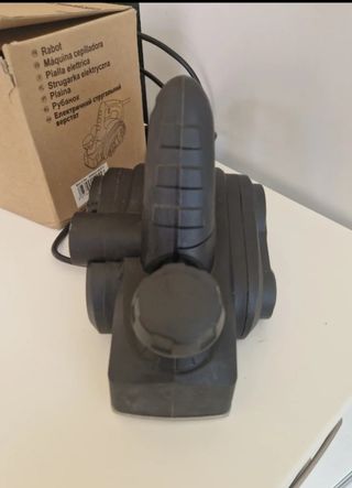 Cepillo eléctrico carpintero - 500W