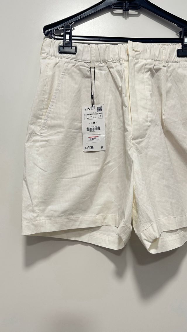 Shorts crema Zara - L