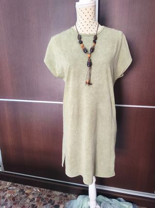 Vestido Bershka verde oliva