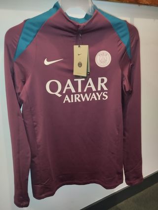 Chaqueta PSG - Talla M
Oficial 
En perfecto estado