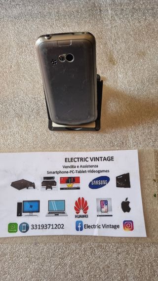 8783N-Cellulare LG GW300 Nero