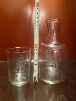 Jarra y vaso cristal - Decoración uva