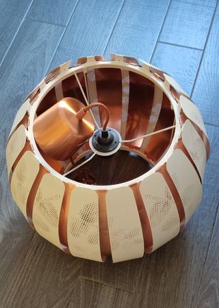 Lámpara de techo de Ikea, blanco/rojo cobre
