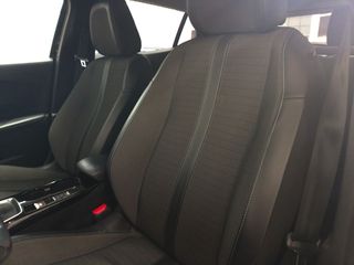 Peugeot 2008 1.2 PureTech 100 Allure Pack