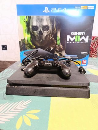 PS4 (PlayStation 4) 500GB + Call of Duty MW