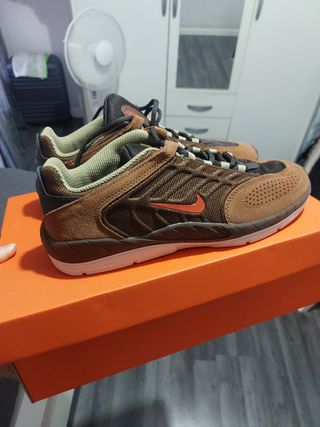 Zapatillas Nike SB Marrón