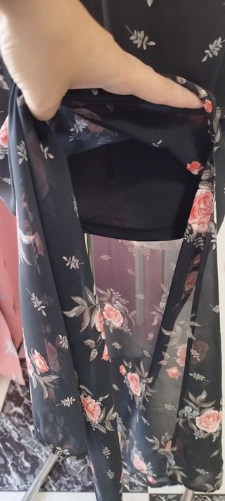 Falda midi H&M flores negra 
