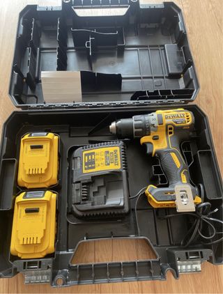 Taladro atornillador DeWalt XR 18V