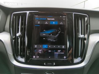 Volvo V60 B4 Core AWD