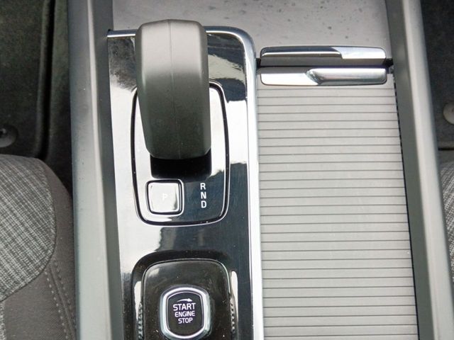 Volvo V60 B4 Core AWD