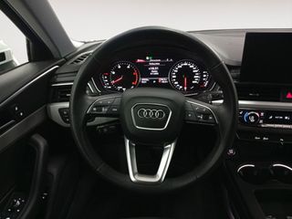 Audi A4 35 TDI S line
