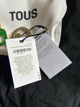 Llavero Tous dorado y verde