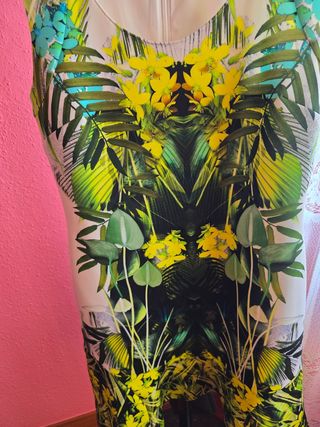 Vestido Karen Millen estampado flores