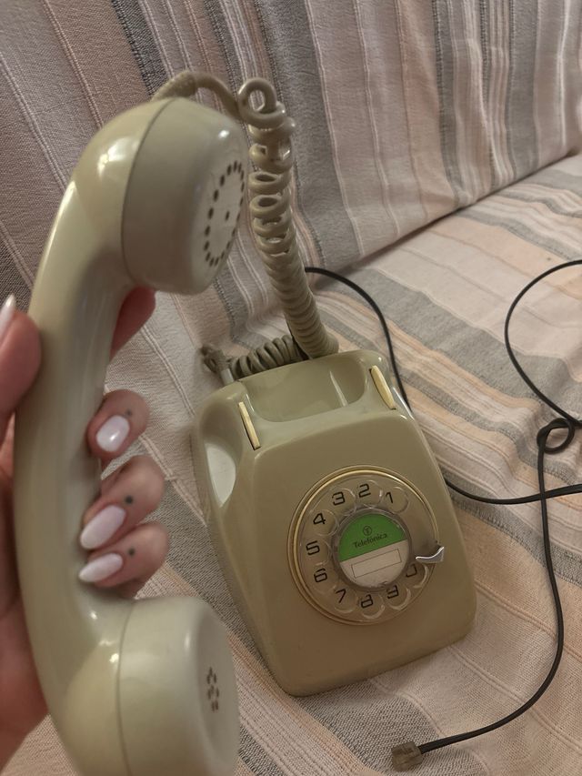 Teléfono antiguo Telefónica beige