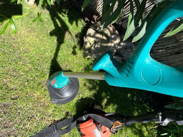 Desbrozadora Bosch ART 230