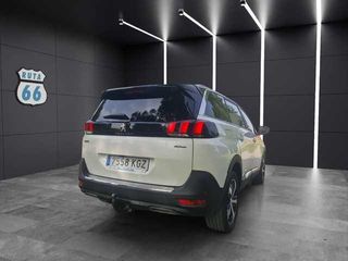 Peugeot 5008 1.6L BlueHDi GT-Line SANDS EAT6 88 kW (120 CV)
