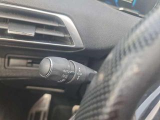 Peugeot 5008 1.6L BlueHDi GT-Line SANDS EAT6 88 kW (120 CV)