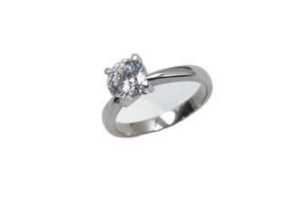 sortija oro 18k con diamante de laboratorio