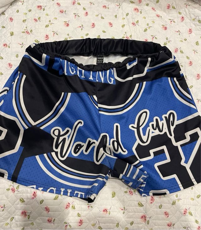 Lote 2 pantalones cortos (Leer descripción)