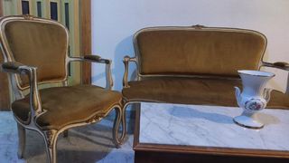 Sofá Caoba estilo antiguo