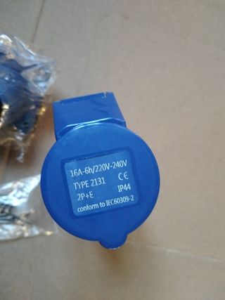 Enchufe impermeable industrial 115mx18mm