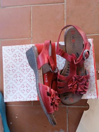 Sandalias Dorking rojas