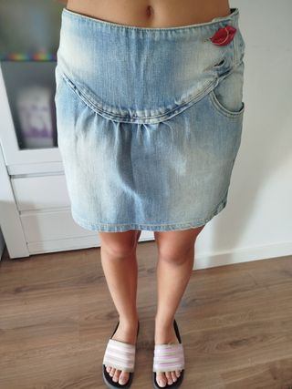 Minifalda vaquera azul clara