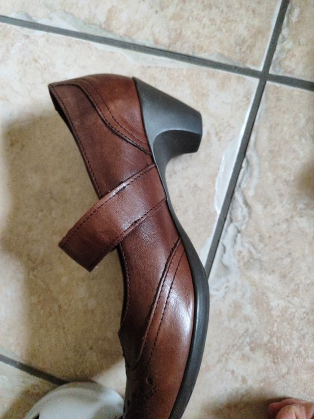 Zapatos e.Alpe marrones -talla 39