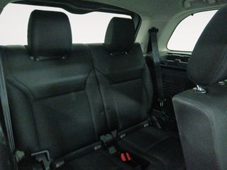 Land-Rover Discovery 2.0 SD4 S S&S