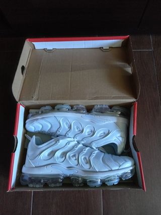 Zapatillas Nike Air Vapormax Plus Blancas - 43
