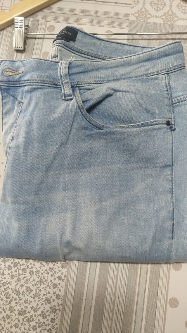 Jeans Bershka Hombre - Talla 44